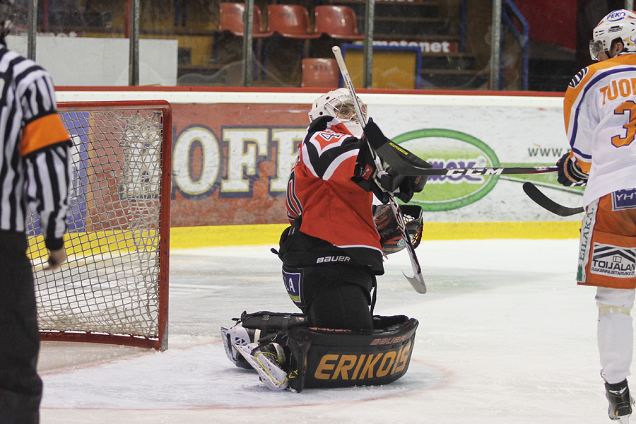 10.8.2012 - (Ässät A-Tappara A)