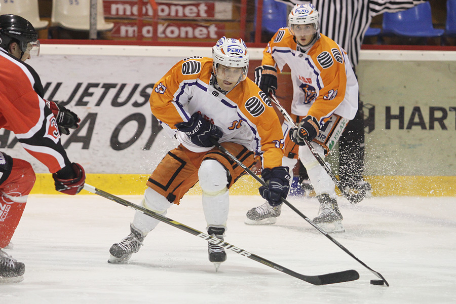 10.8.2012 - (Ässät A-Tappara A)