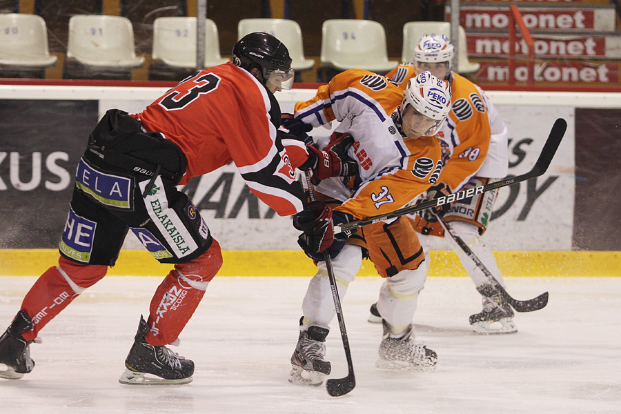 10.8.2012 - (Ässät A-Tappara A)