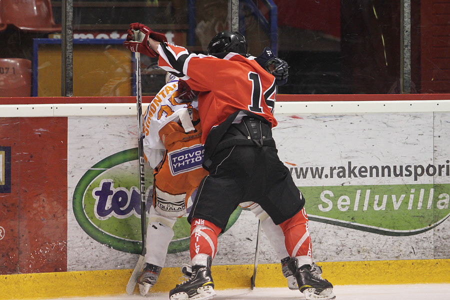 10.8.2012 - (Ässät A-Tappara A)