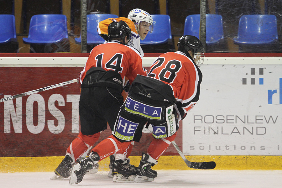 10.8.2012 - (Ässät A-Tappara A)