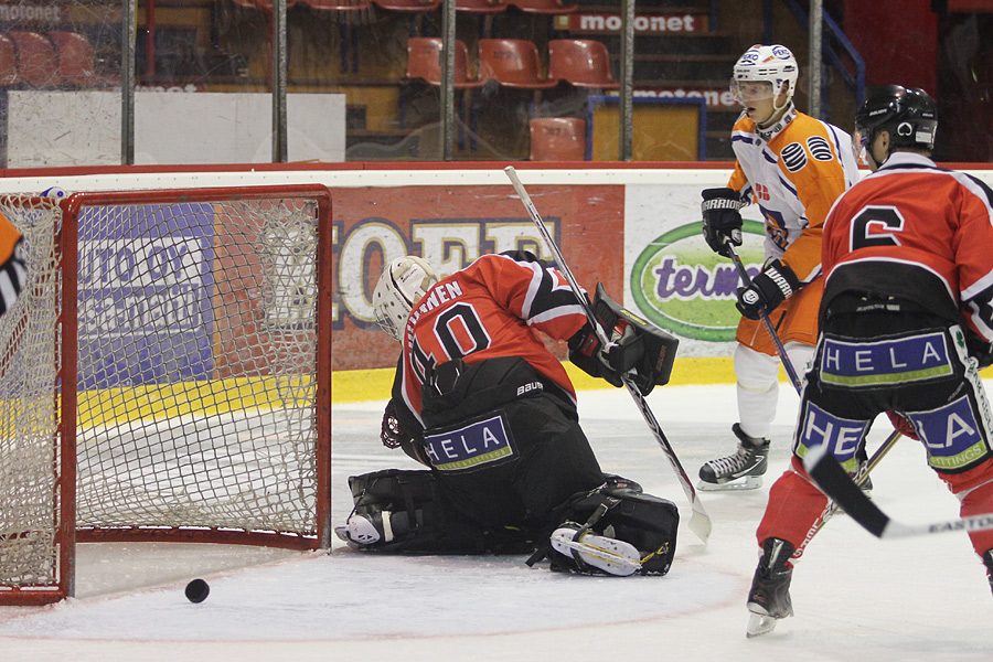 10.8.2012 - (Ässät A-Tappara A)