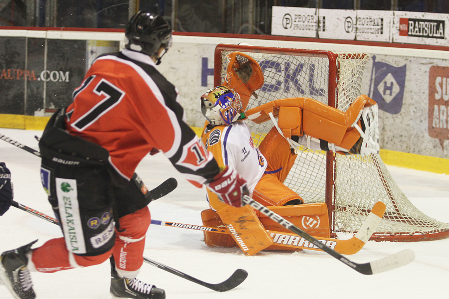 10.8.2012 - (Ässät A-Tappara A)