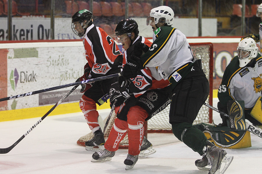 15.8.2012 - (Ässät A-Ilves A)