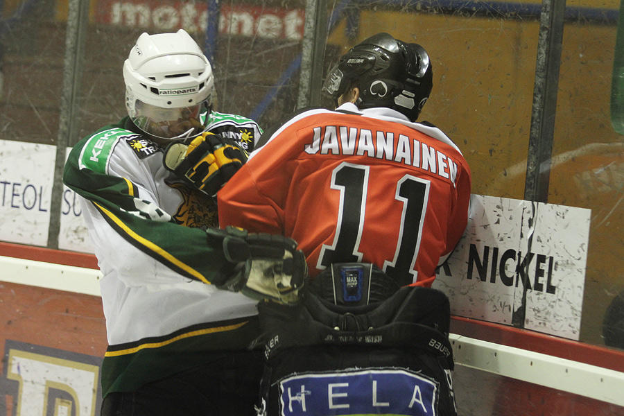 15.8.2012 - (Ässät A-Ilves A)