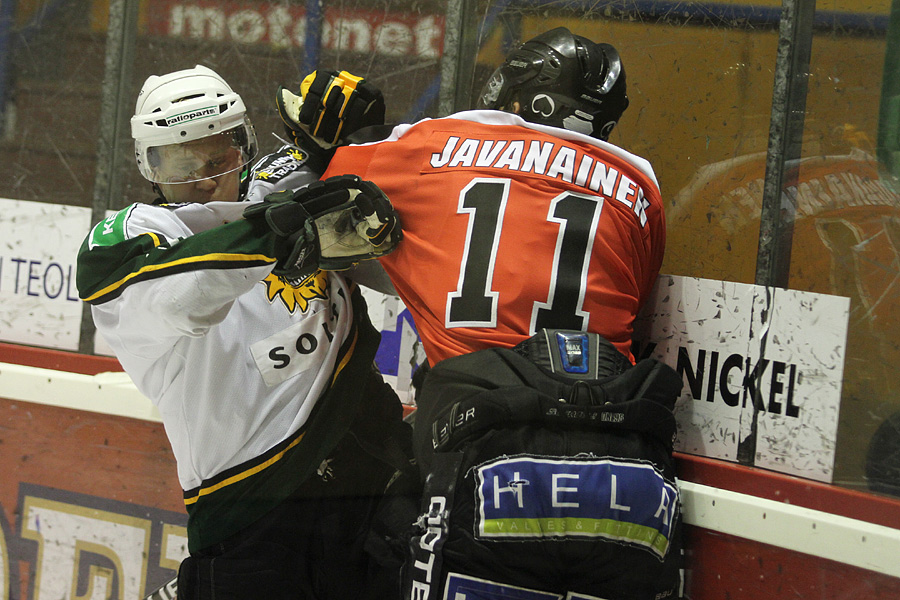 15.8.2012 - (Ässät A-Ilves A)