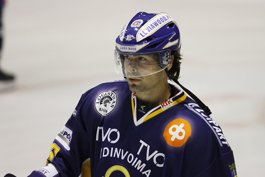 17.8.2012 - (Ässät-Lukko)