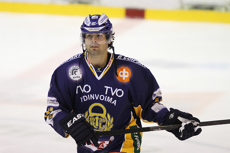 17.8.2012 - (Ässät-Lukko)