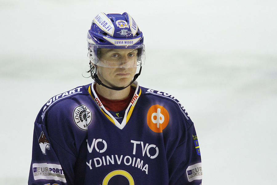 17.8.2012 - (Ässät-Lukko)