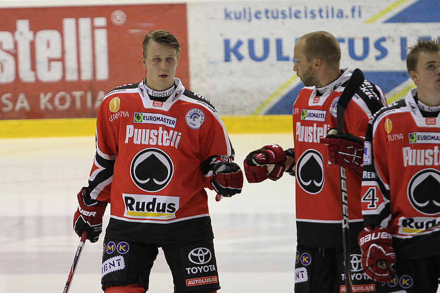 17.8.2012 - (Ässät-Lukko)