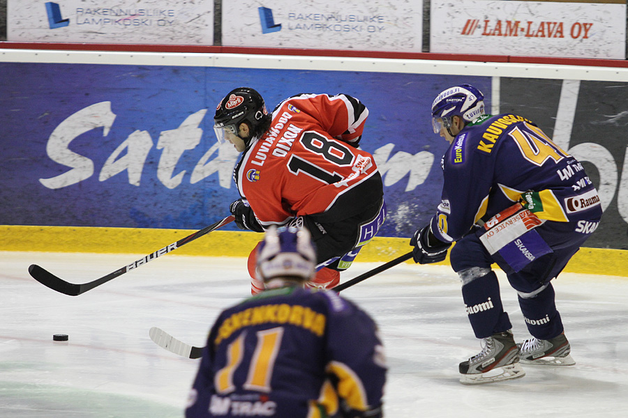 17.8.2012 - (Ässät-Lukko)