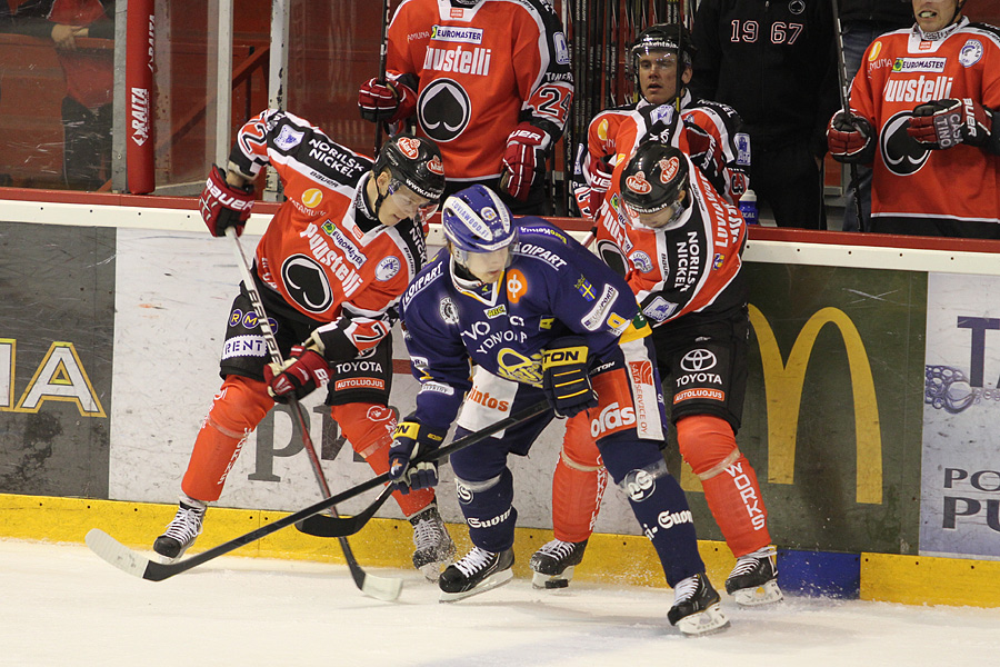 17.8.2012 - (Ässät-Lukko)