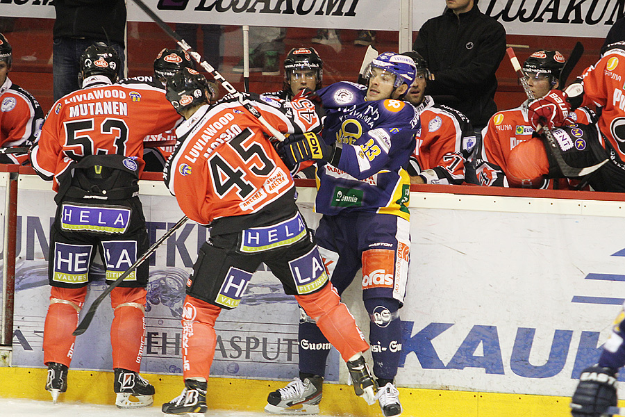 17.8.2012 - (Ässät-Lukko)