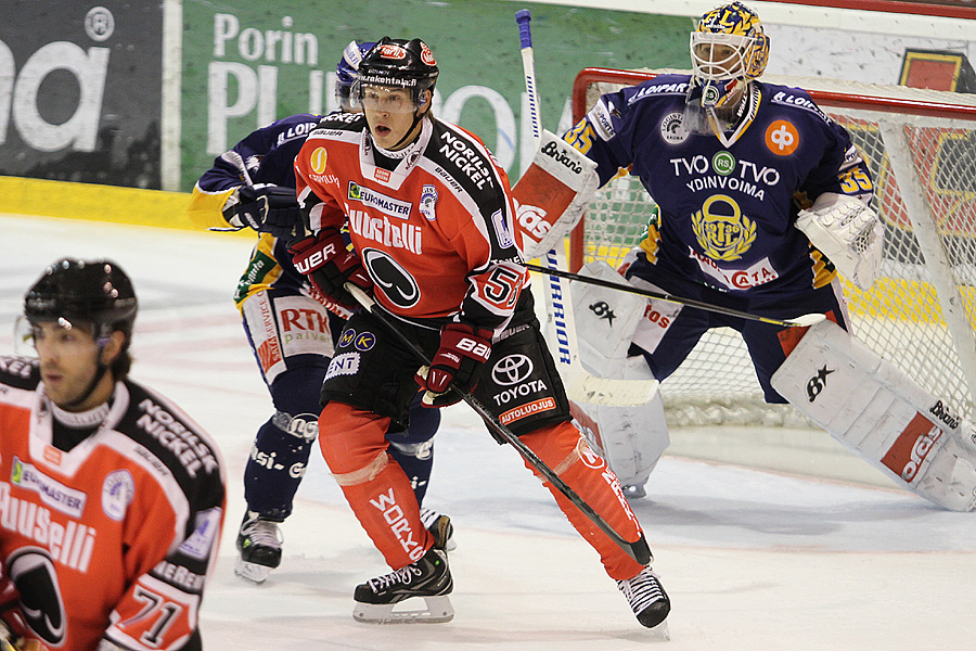 17.8.2012 - (Ässät-Lukko)