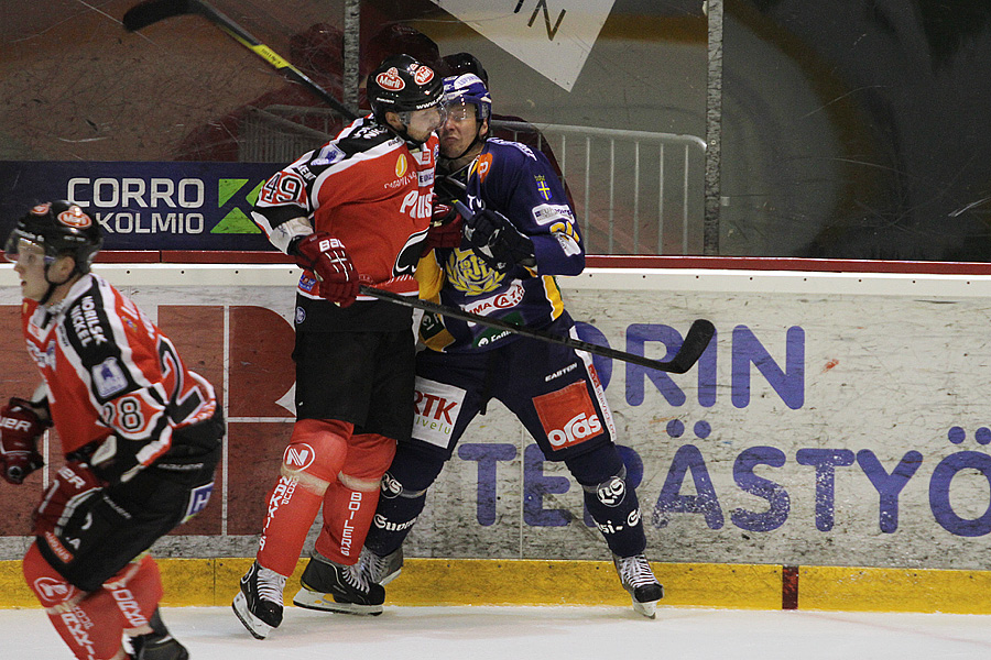 17.8.2012 - (Ässät-Lukko)