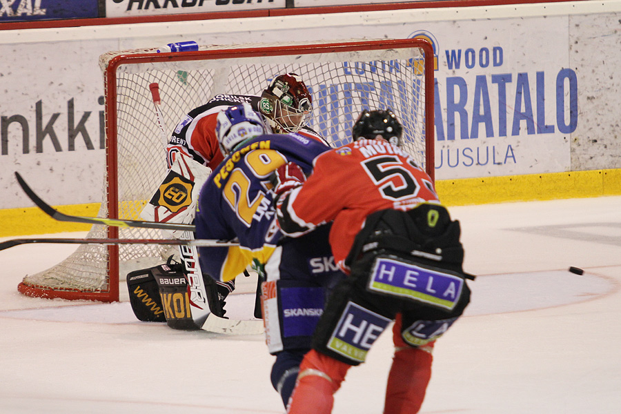 17.8.2012 - (Ässät-Lukko)