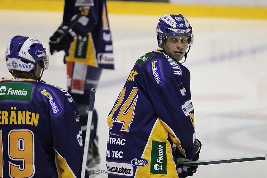 17.8.2012 - (Ässät-Lukko)