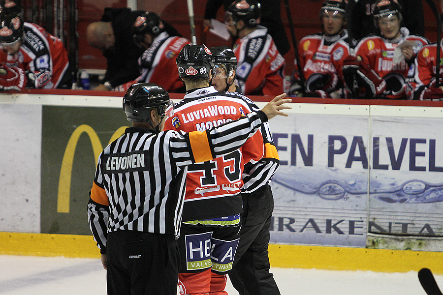 17.8.2012 - (Ässät-Lukko)