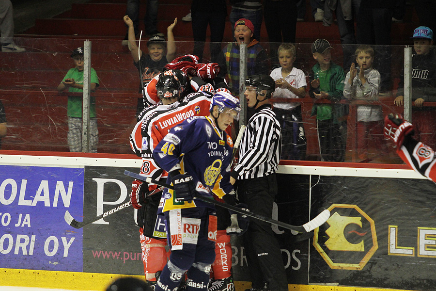 17.8.2012 - (Ässät-Lukko)