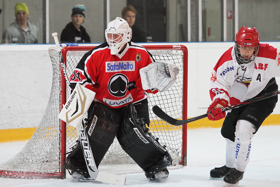 18.8.2012 - (Ässät B-Sport B)