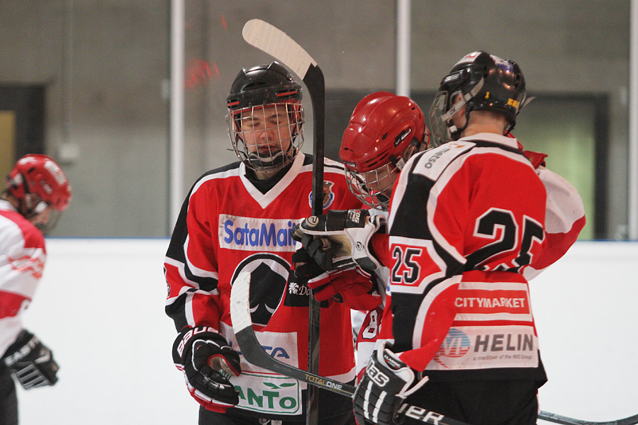 18.8.2012 - (Ässät B-Sport B)