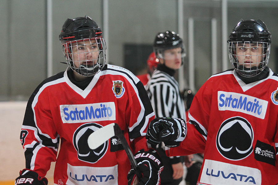 18.8.2012 - (Ässät B-Sport B)