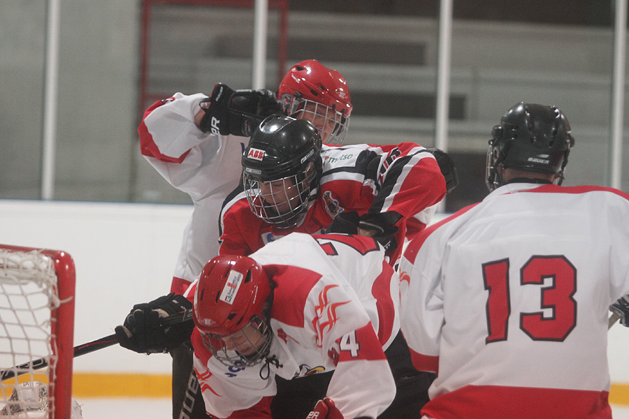 18.8.2012 - (Ässät B-Sport B)