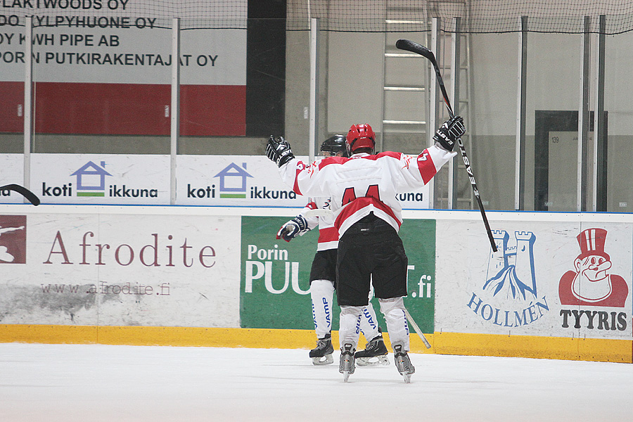 18.8.2012 - (Ässät B-Sport B)