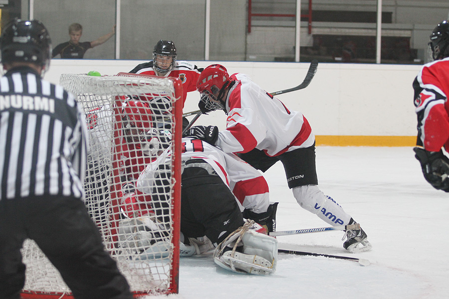 18.8.2012 - (Ässät B-Sport B)