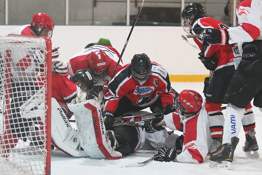 18.8.2012 - (Ässät B-Sport B)