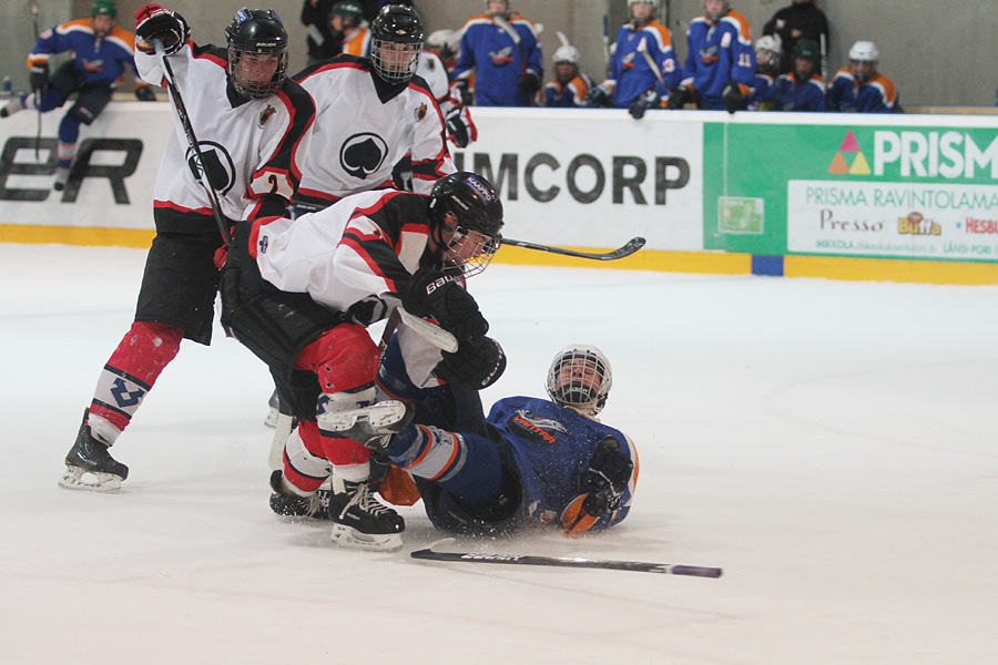 18.8.2012 - (K-Vantaa B-Ässät B)