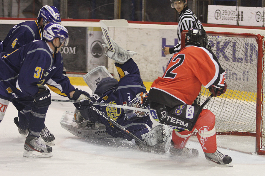 9.8.2012 - (Ässät A-Lukko A)