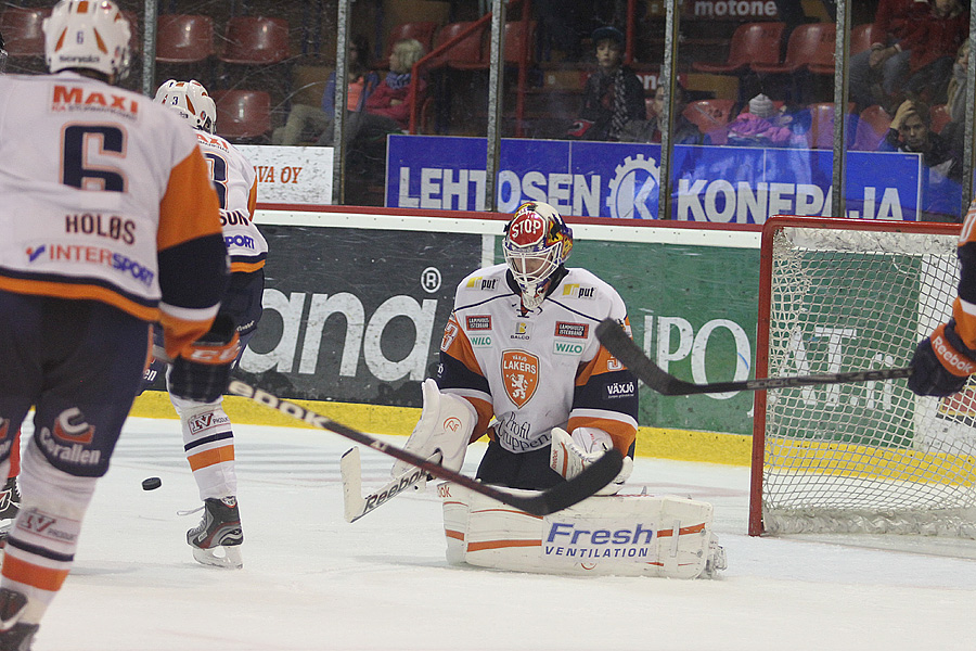 1.9.2012 - (Ässät-Växjö)