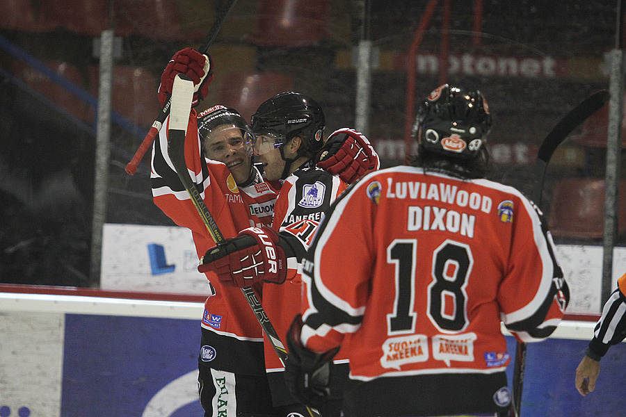 1.9.2012 - (Ässät-Växjö)