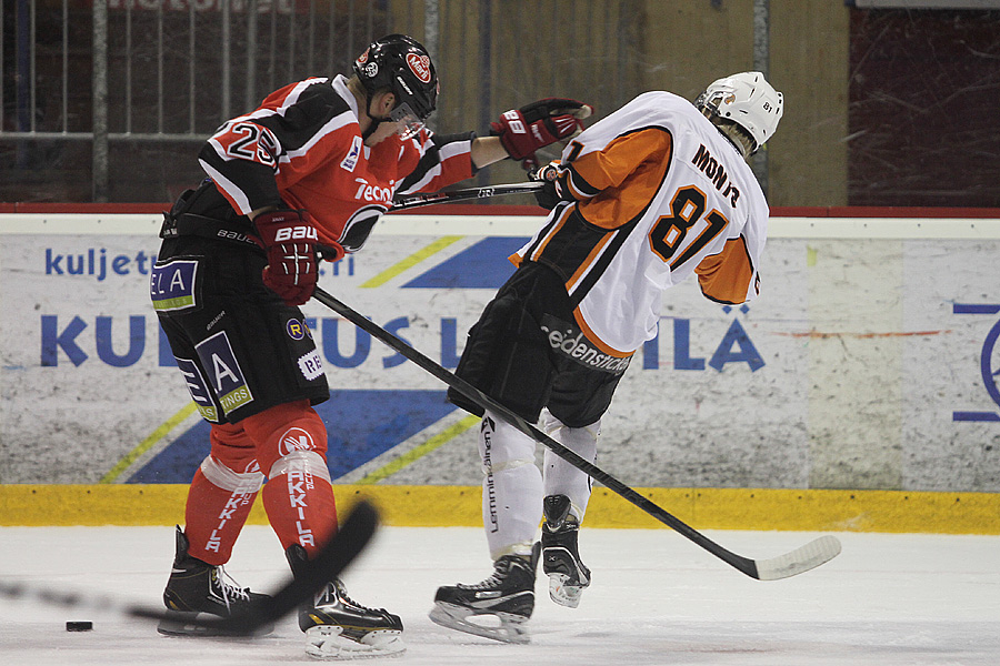 15.9.2012 - (Ässät A-HPK A)