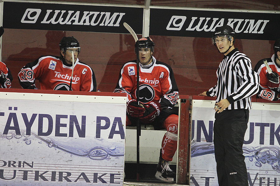 15.9.2012 - (Ässät A-HPK A)