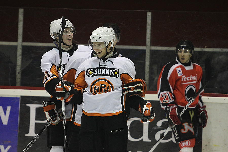 15.9.2012 - (Ässät A-HPK A)