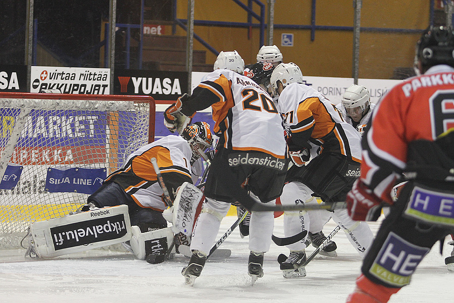 15.9.2012 - (Ässät A-HPK A)