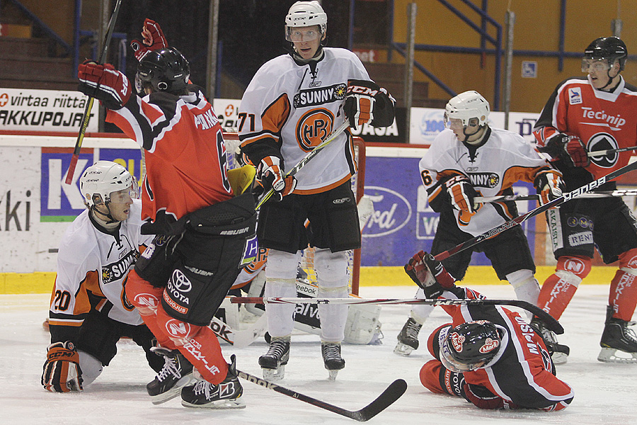 15.9.2012 - (Ässät A-HPK A)