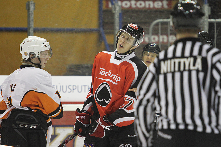 15.9.2012 - (Ässät A-HPK A)