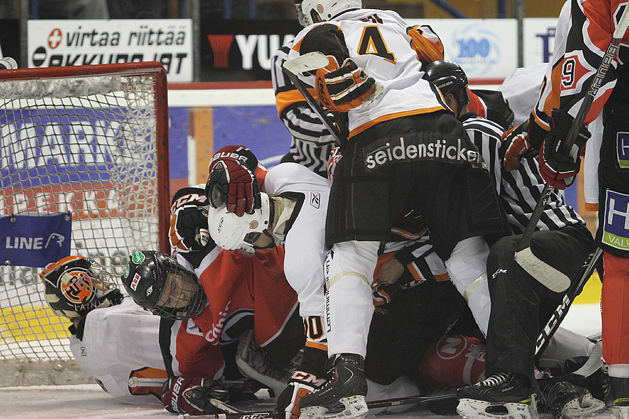 15.9.2012 - (Ässät A-HPK A)