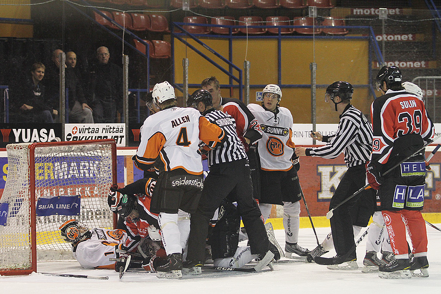 15.9.2012 - (Ässät A-HPK A)