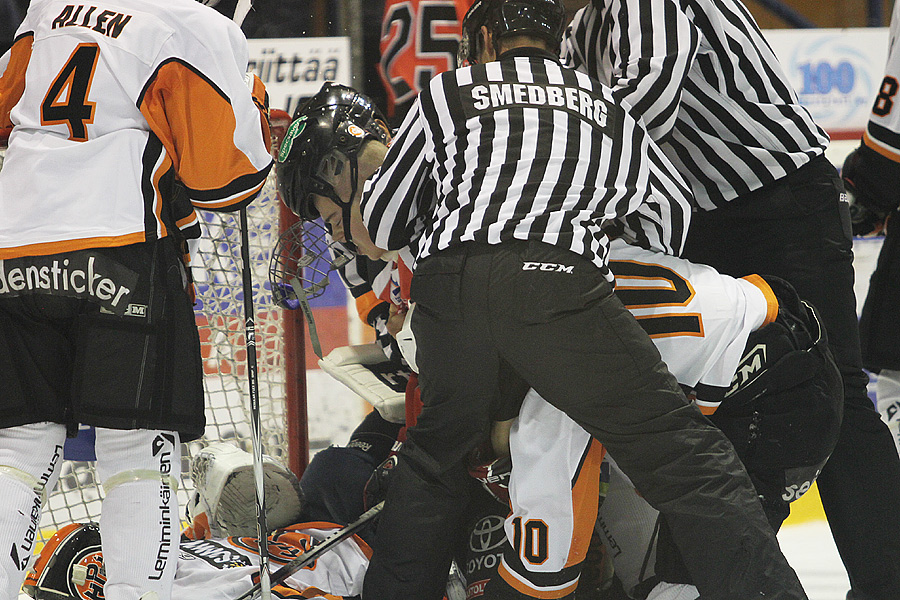 15.9.2012 - (Ässät A-HPK A)