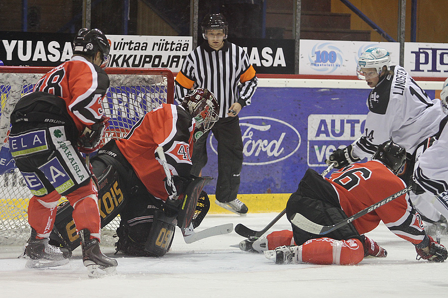 22.9.2012 - (Ässät A-TPS A)