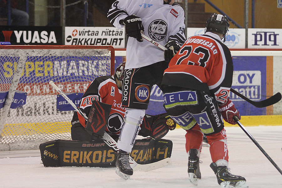 22.9.2012 - (Ässät A-TPS A)