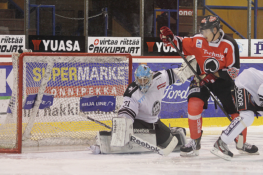 22.9.2012 - (Ässät A-TPS A)