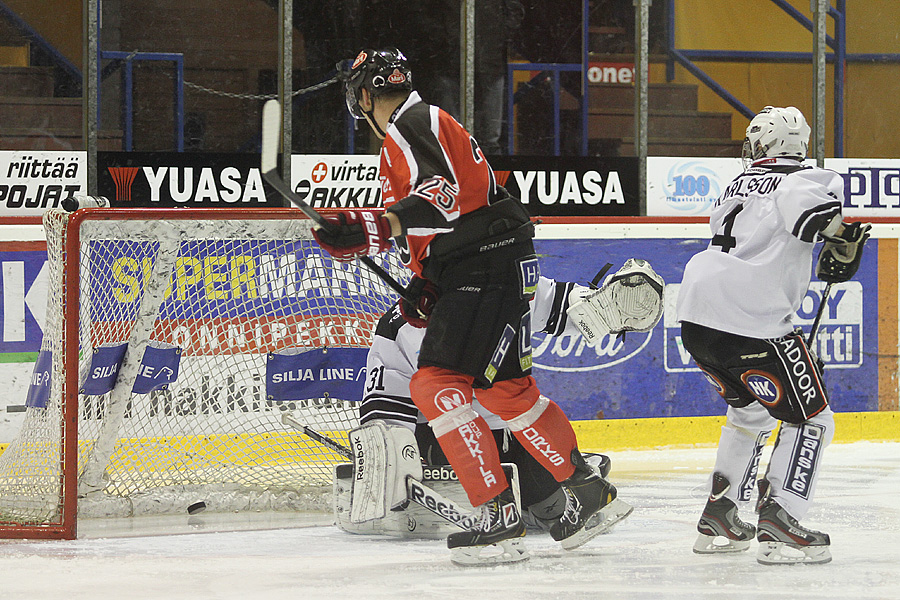 22.9.2012 - (Ässät A-TPS A)