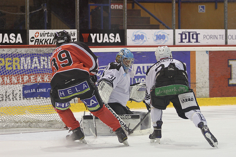 22.9.2012 - (Ässät A-TPS A)