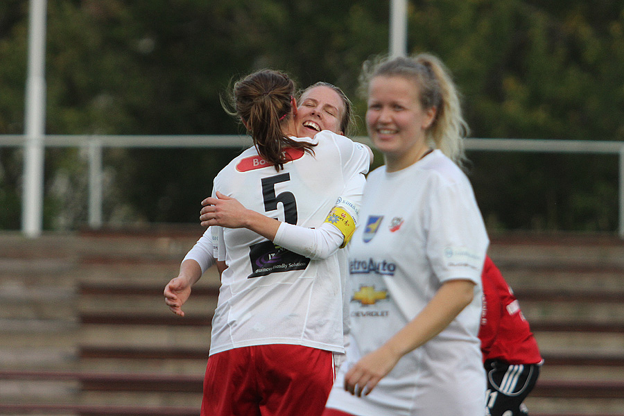 22.9.2012 - (NiceF N-PK-35 Vantaa N)