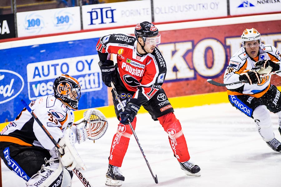 22.9.2012 - (Ässät-HPK)